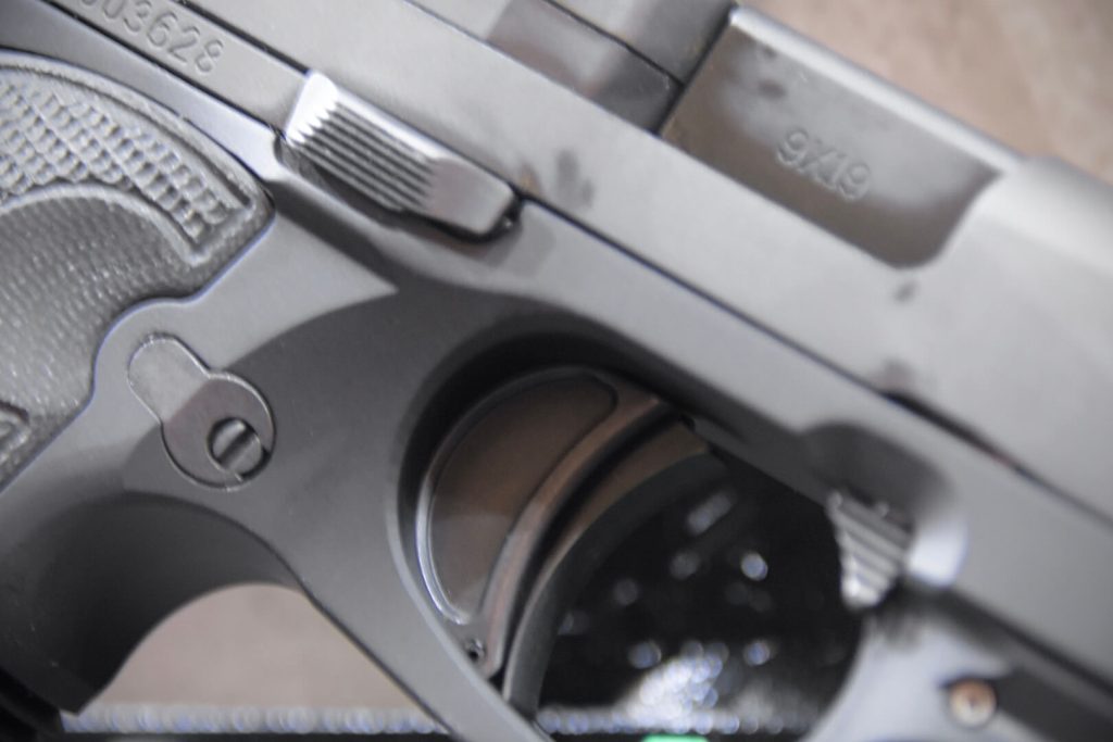 A closeup image of the trigger on the Daniel H9.