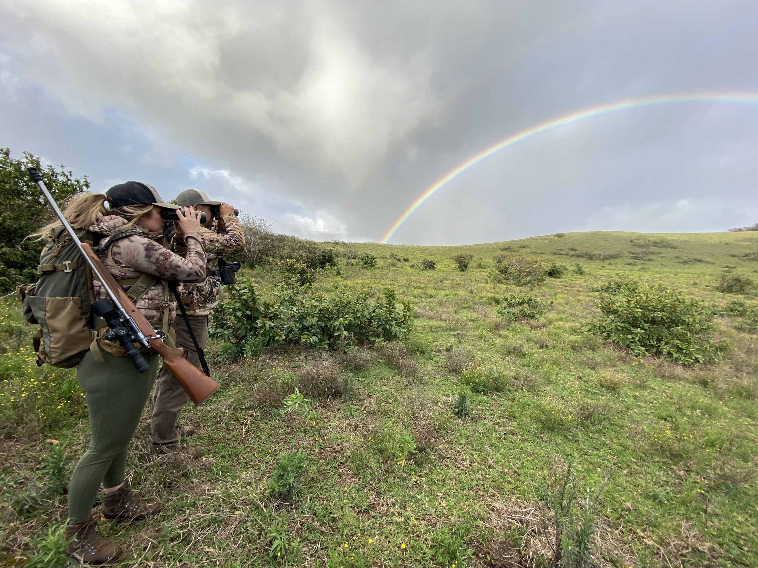 Offshore Hunting Paradise - Free Range Hunt-Cationing in the Hawaiian Islands